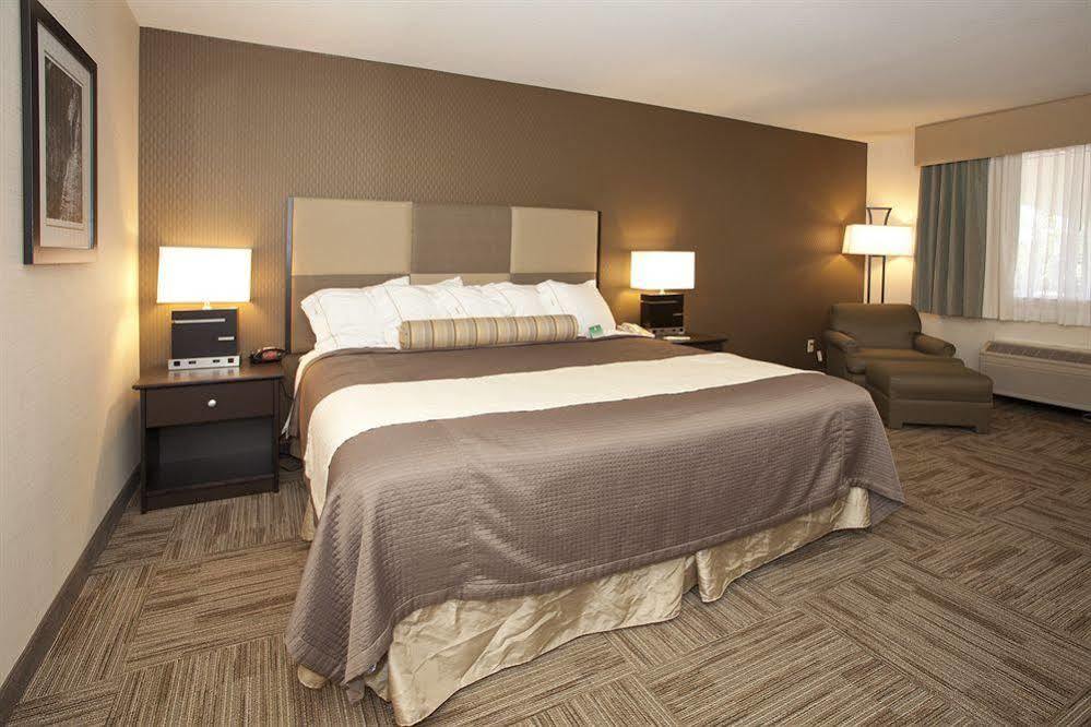 Best Western Yuba City Inn Екстериор снимка